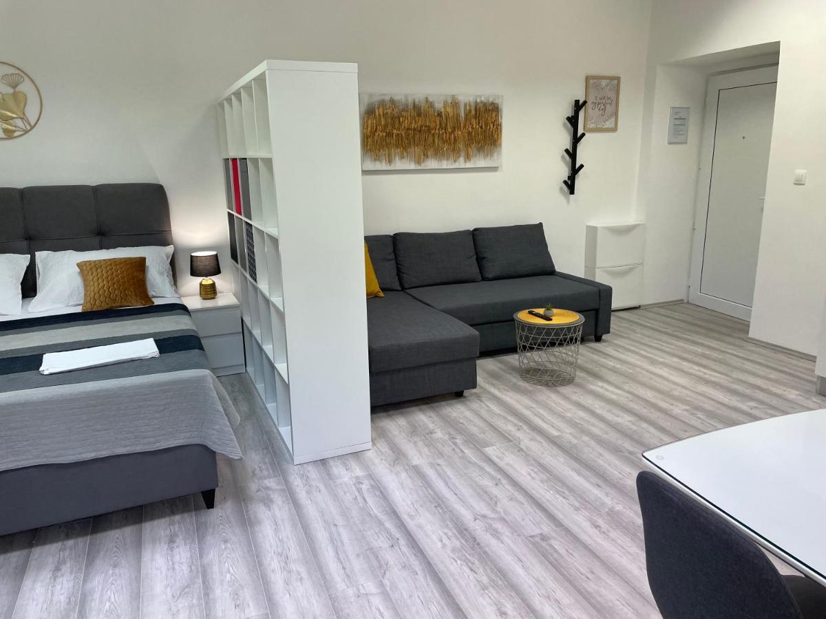 Apartment Studio Beauty In Centar Pula Exterior foto